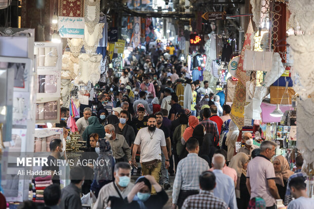 با توجه به اعلام قیمت برخی از اقلام مورد استفاده شهروندان و برخی از گزارش‌های مردمی پیرامون نبود کالاهای یاد شده، اقلام مورد نیاز در بازار و فروشگاه‌ ها توزیع و در دسترس عموم قرار گرفته است و این موضوع سبب آرامش نسبی میان شهروندان شده است