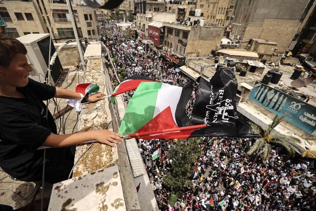 تجمع هزاران فلسطینی در رام الله به مناسبت یوم النکبه+ تصاویر