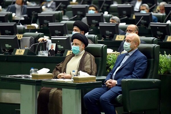 میراث خسارت‌بار دولت روحانی/ همراهی مجلس و دولت برای تحول اقتصادی