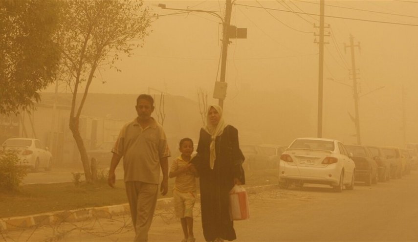 وزارة الصحة العراقية تعلن عن إصابة أكثر من 500 حالة اختناق جراء العواصف الترابية