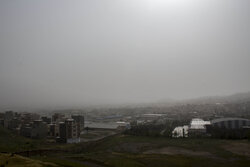 وزش تندباد و پدیده گرد و غبار هوای آذربایجان غربی را در برمی گیرد