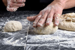 کیفیت نامناسب نان در مازندران/ مردم ناراضی هستند