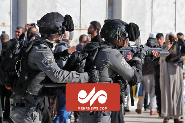 یورش صهیونیست‌ها به مراسم تشییع شهید فلسطینی