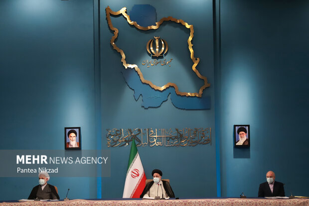جلسه شورای عالی فضای مجازی کشور با حضور سران قوا در سالن شهید مطهری نهاد ریاست جمهوری برگزار شد