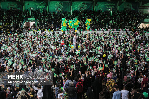 جشن بزرگ پویش عزیزم حسین(ع) در ورزشگاه شیرودی تهران برگزار شد