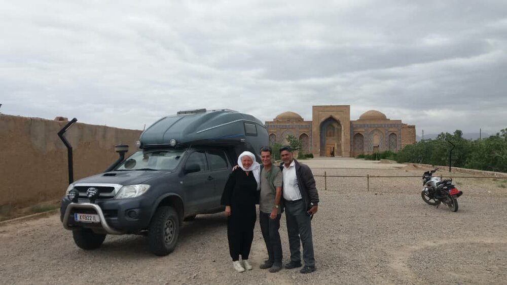 ورود نخستین گروه از گردشگران خارجی به خواف بعد از کاهش شیوع کرونا