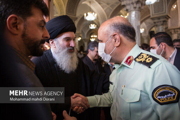 سردار رحیمی فرمانده انتظامی تهران بزرگ در مراسم ترحیم آیت الله سیدعبدالله فاطمی نیا حضور دارد