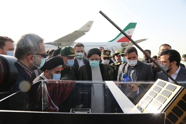 President Raeisi arrives in West Azarbaijan Province