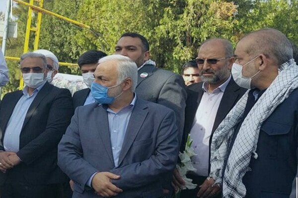 وزیر کشور به مقام شامخ شهدای ارومیه ادای احترام کرد