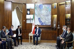 Kazakistan Başbakan Yardımcısı Tahran'da