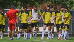 ۲۶ بازیکن به اردوی تیم فوتبال امید ایران دعوت شدند