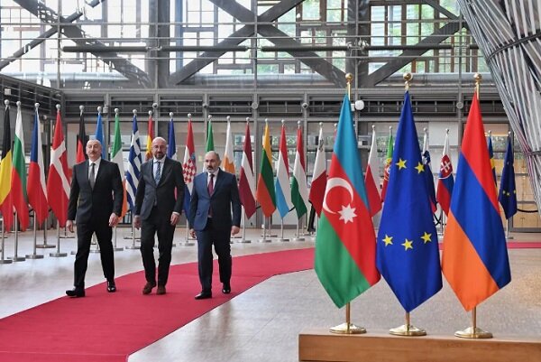 Brüksel'de ikinci Aliyev, Paşinyan, Michel zirvesi