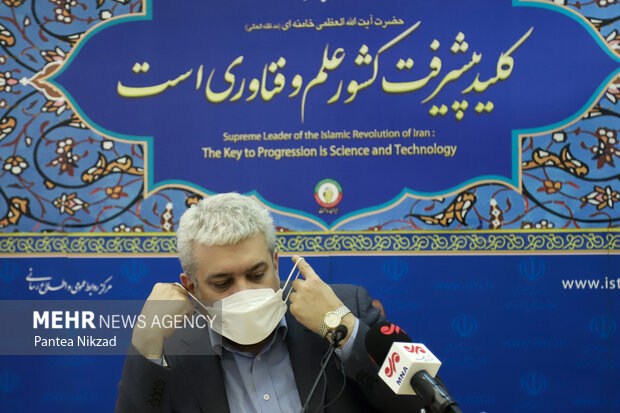 سورنا ستاری معاون علمی رئیس جمهور در گفتگو اختصاصی با خبرگزاری مهر به سوالات خبرنگار مهر پاسخ داد