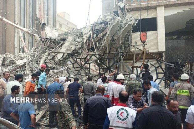 VIDEO: Dozens killed, injured in building collapse in Abadan