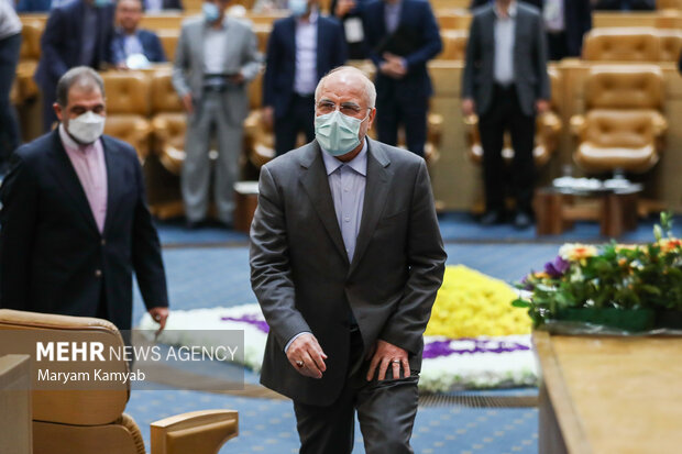 محمدباقر قالیباف رئیس مجلس شورای اسلامی در رویداد بین المللی خصوصی سازی در اقتصاد ایران حضور دارد