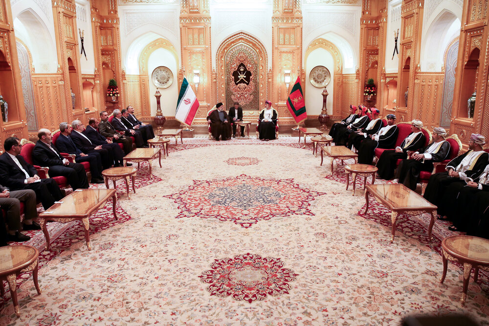 تصمیمات تهران و مسقط برای توسعه همکاری‌ها و گشودن باب‌های جدید