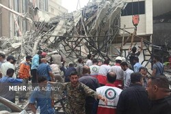 ارتفاع عدد ضحايا انهيار مبنى "متروبول" في آبادان الى 29 شخصا حتى الان