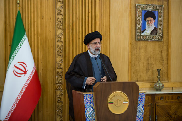 بازگشت رئیس جمهور از سفر عمان