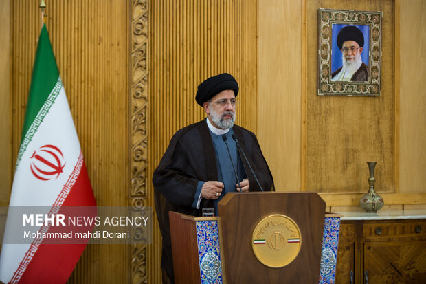 بازگشت رئیس جمهور از سفر عمان