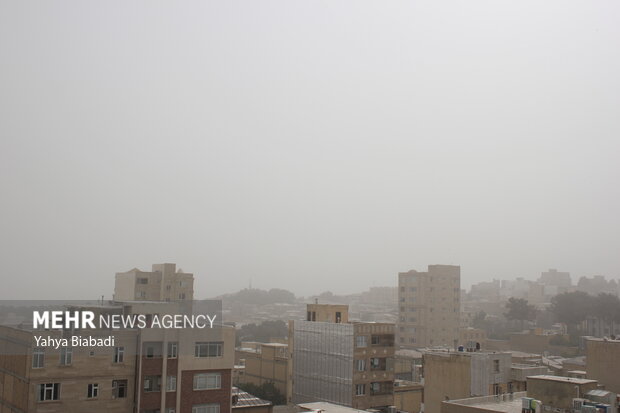 کاهش پدیده گرد و غبار در استان قزوین از روز پنجشنبه