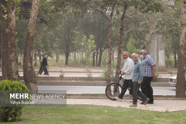 وضعیت بحرانی ریزگردها در کرمانشاه