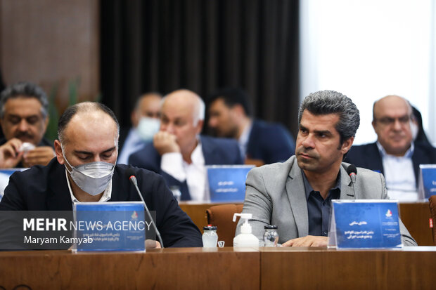 هادی ساعی رئیس فدراسیون تکواندو در پنجاهمین مجمع کمیته ملی المپیک حضور دارد