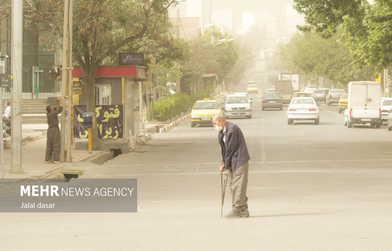 خیزش موقت گرد و خاک در برخی مناطق استان تهران