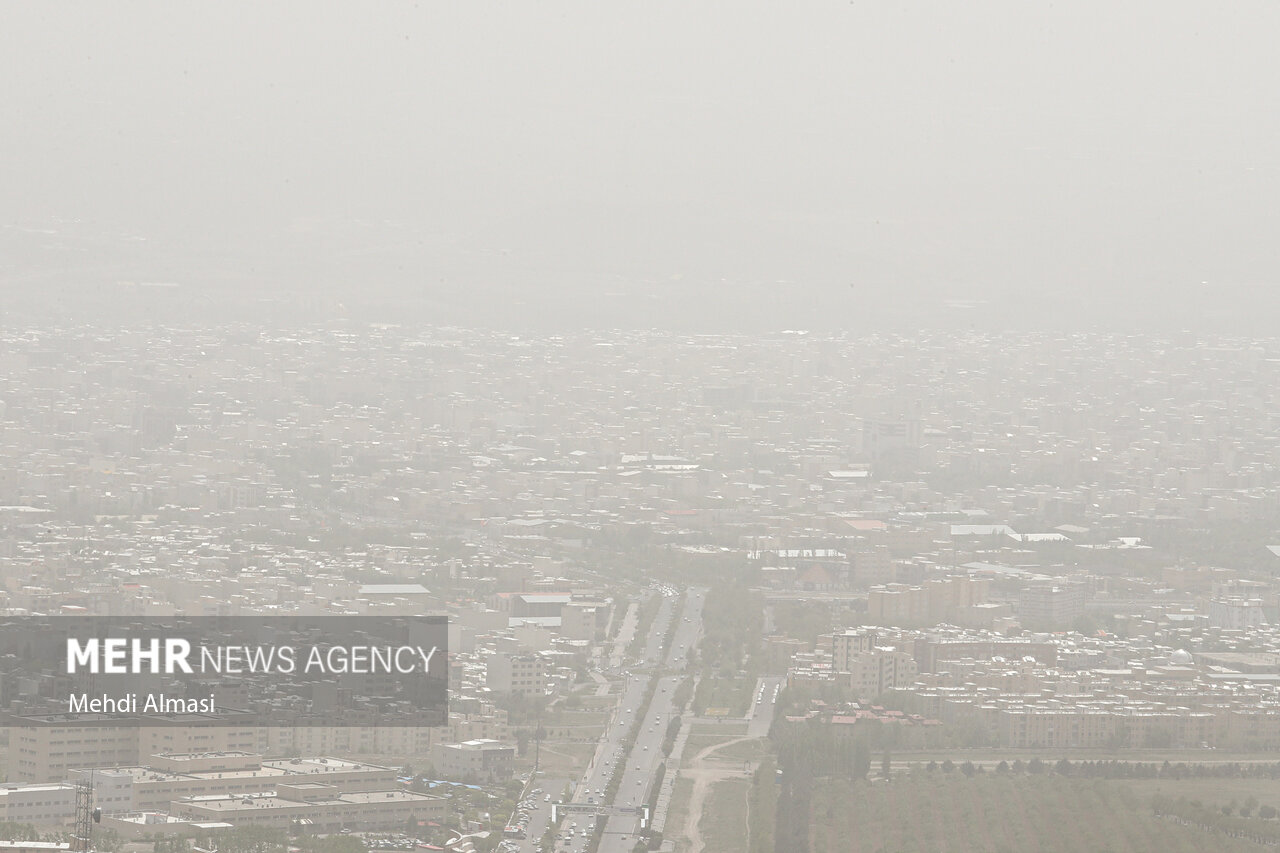 نمایی از هوای  آلوده شیراز