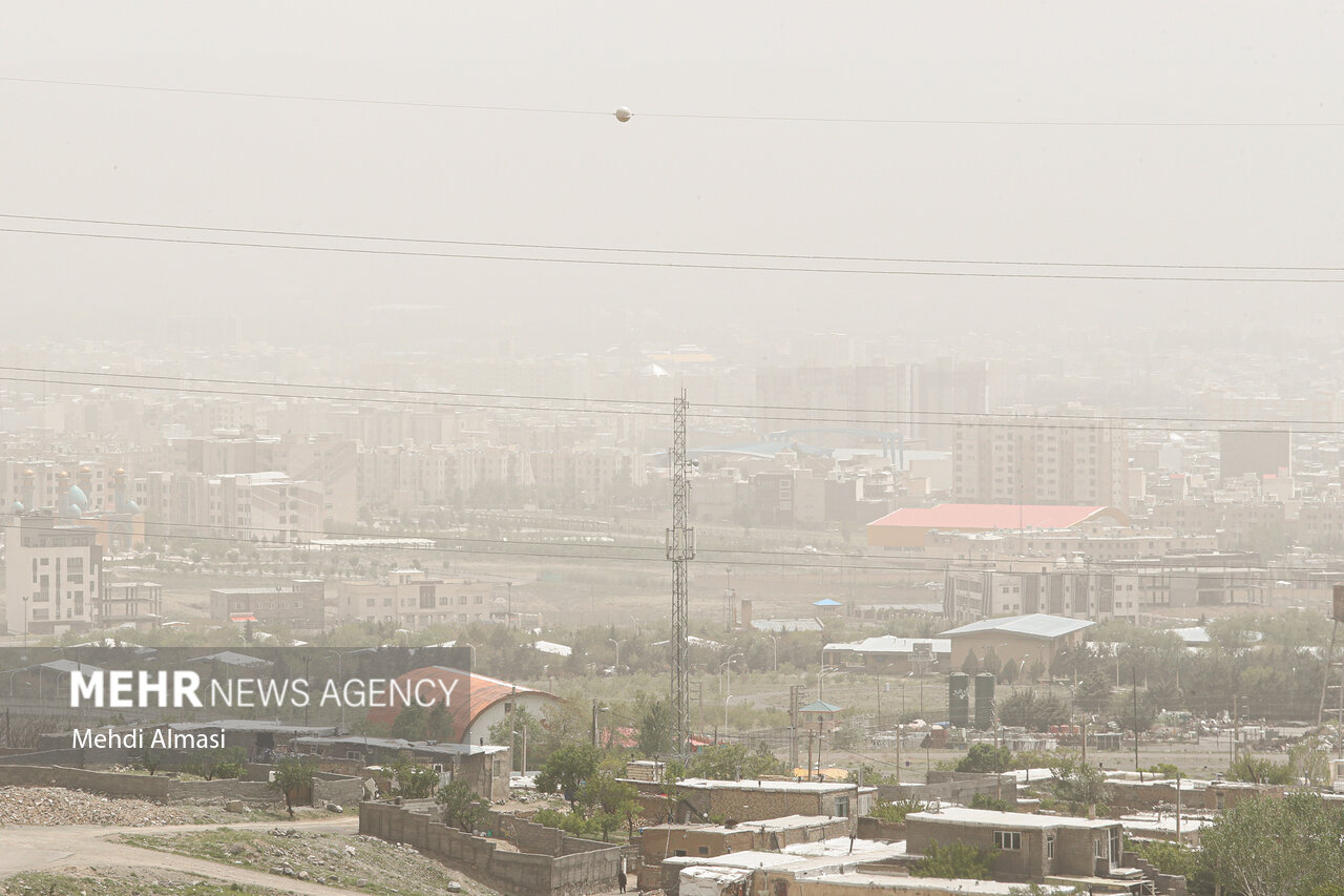 وضعیت هوا در ۶ شهر کردستان خطرناک است