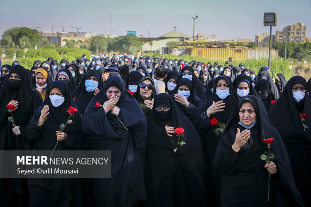 ۲ شهید گمنام در اهواز تشییع و خاکسپاری شد