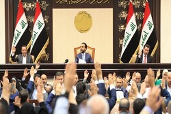 رئیس پارلمان عراق با استعفای نمایندگان جریان صدر موافقت کرد