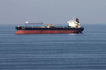 ایران نے دو یونان کی دو تیل بردار کشتیوں کو قبضے میں لے لیا ہے