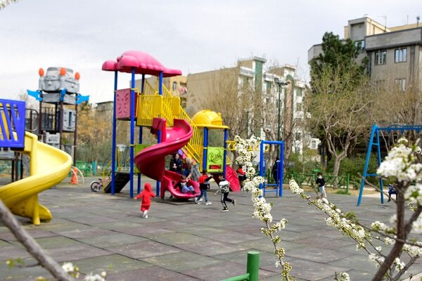 امکانات تفریحی ۸۰ بوستان منطقه۱۴ نوسازی میشود