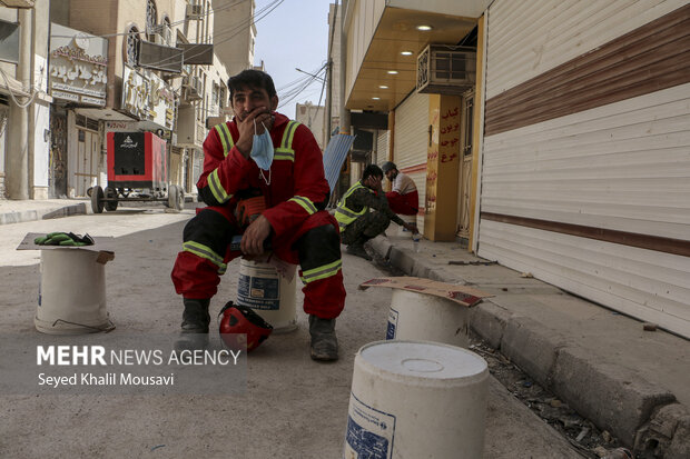 Rescue operations continue in Abadan's Metropole building
