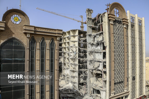 آبادان ۱۳۰ روز بدون شهردار / ترکشهای متروپل بلای جان مدیریت شهری