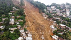 Fear of landslides haunts Brazil survivors