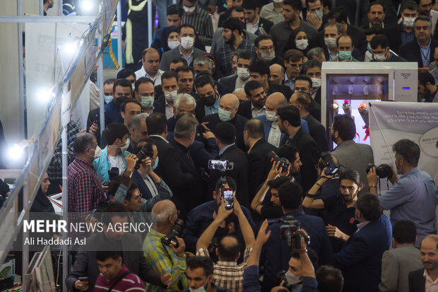 مراسم افتتاحیه رویداد ملی عصر امید بعد از ظهر روز یکشنبه 8 خرداد ماه در مصلای امام خمینی (ره) برگزار شد