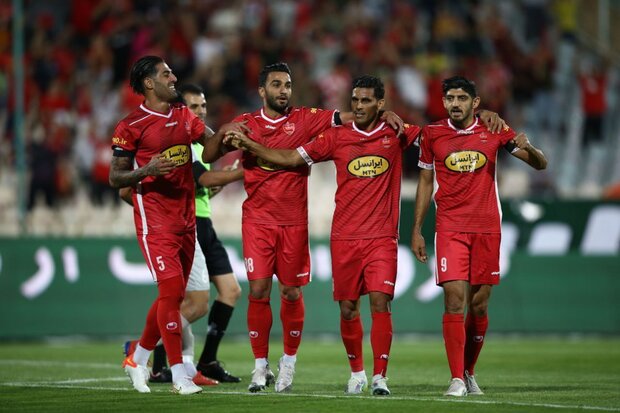 بازگشت پرسپولیس به رده دوم با یک برد خفیف / شهرخودرو سقوط کرد 4