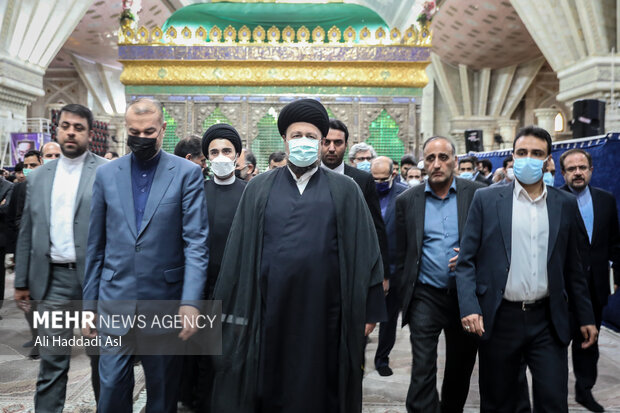 Balance Foreign Policy Symposium in Imam Khomeini’s School