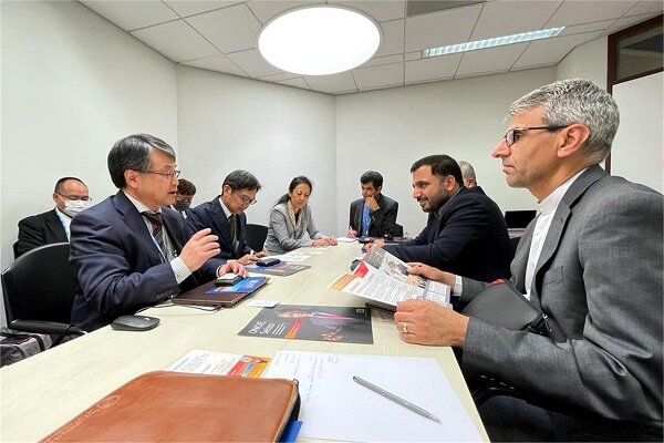Iran ICT min. holds meeting with Japanese, Nigerian officials
