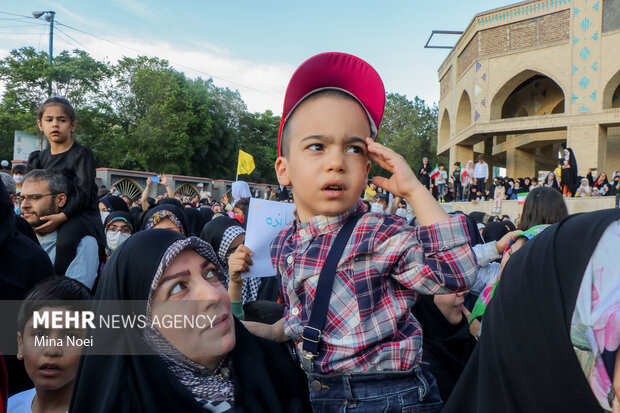 اجتماع بزرگ دهه‌ی هشتادی و نودی‌ها در تبریز