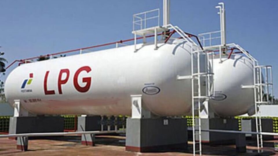 تشدید هدررفت گاز مایع در پی کاهش صادرات/ ارجاع پرونده LPG به قوه قضائیه