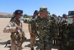 بازدید فرمانده نیروی زمینی ارتش از تیپ ۲۵۸ شهید پژوهنده شاهرود