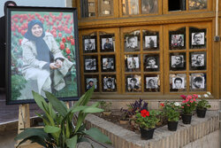 بزرگداشت مریم کاظم‌زاده اولین عکاس زن دفاع مقدس برگزار شد