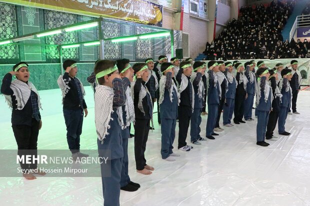 همایش زائران حج تمتع در مشهد