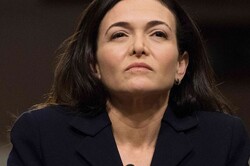 تنها زن مدیر ارشد فیس‌بوک از این شرکت جدا شد