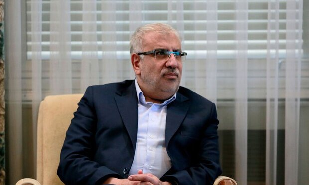 Iran oil minister meets Kazakhstan energy minister in Baku