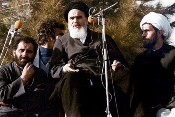 بازخوانی اندیشه سیاسی «امام خمینی» (ره) درباره آمریکا
