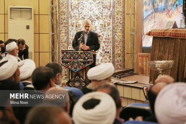 جلسه شورای اداری و نشست خبری رییس جمهور در تبریز