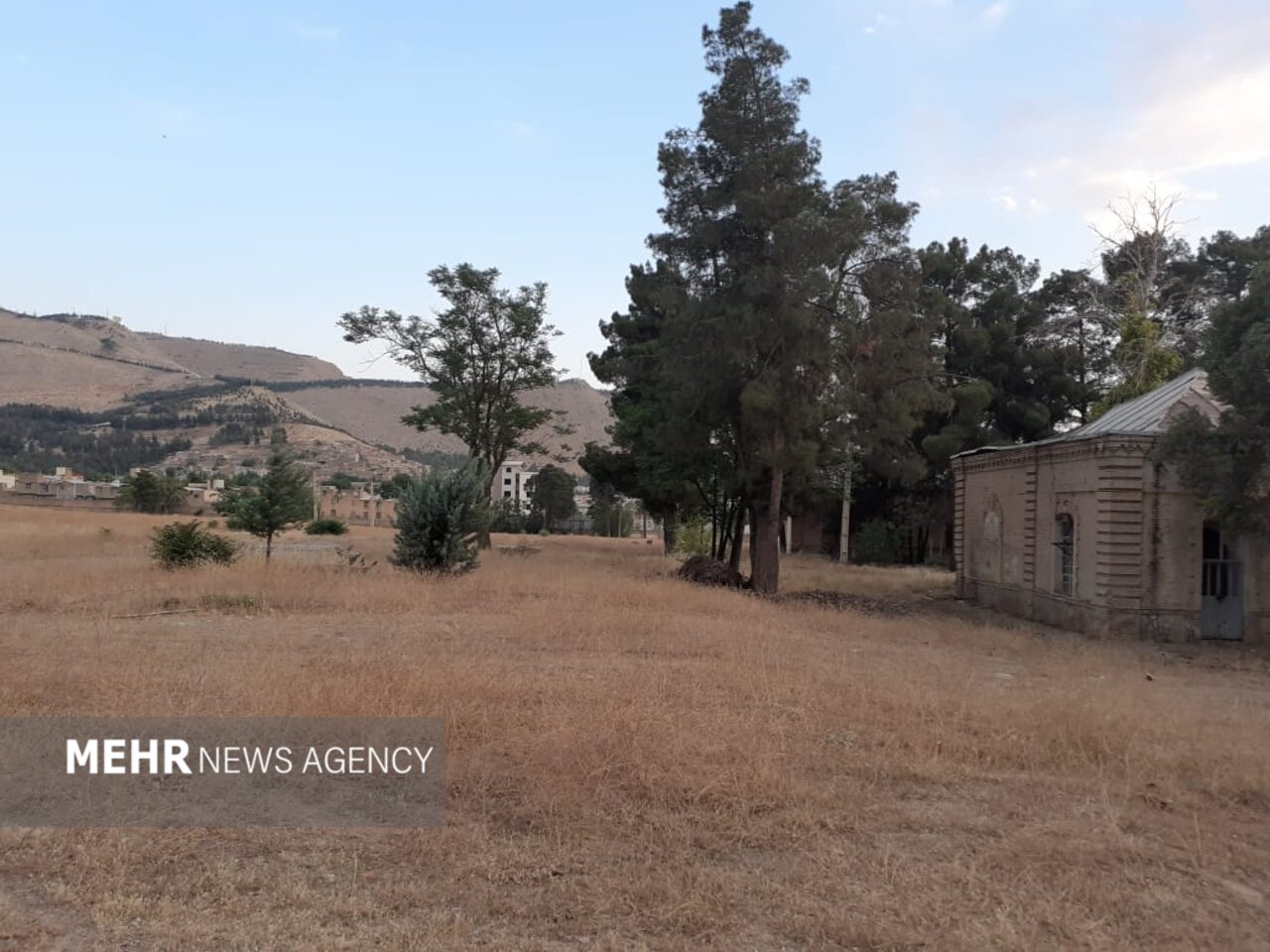 جزئیات جدید از ماجرای پادگان ۰۷/ پیمانکار: من پول نقد میخواهم!